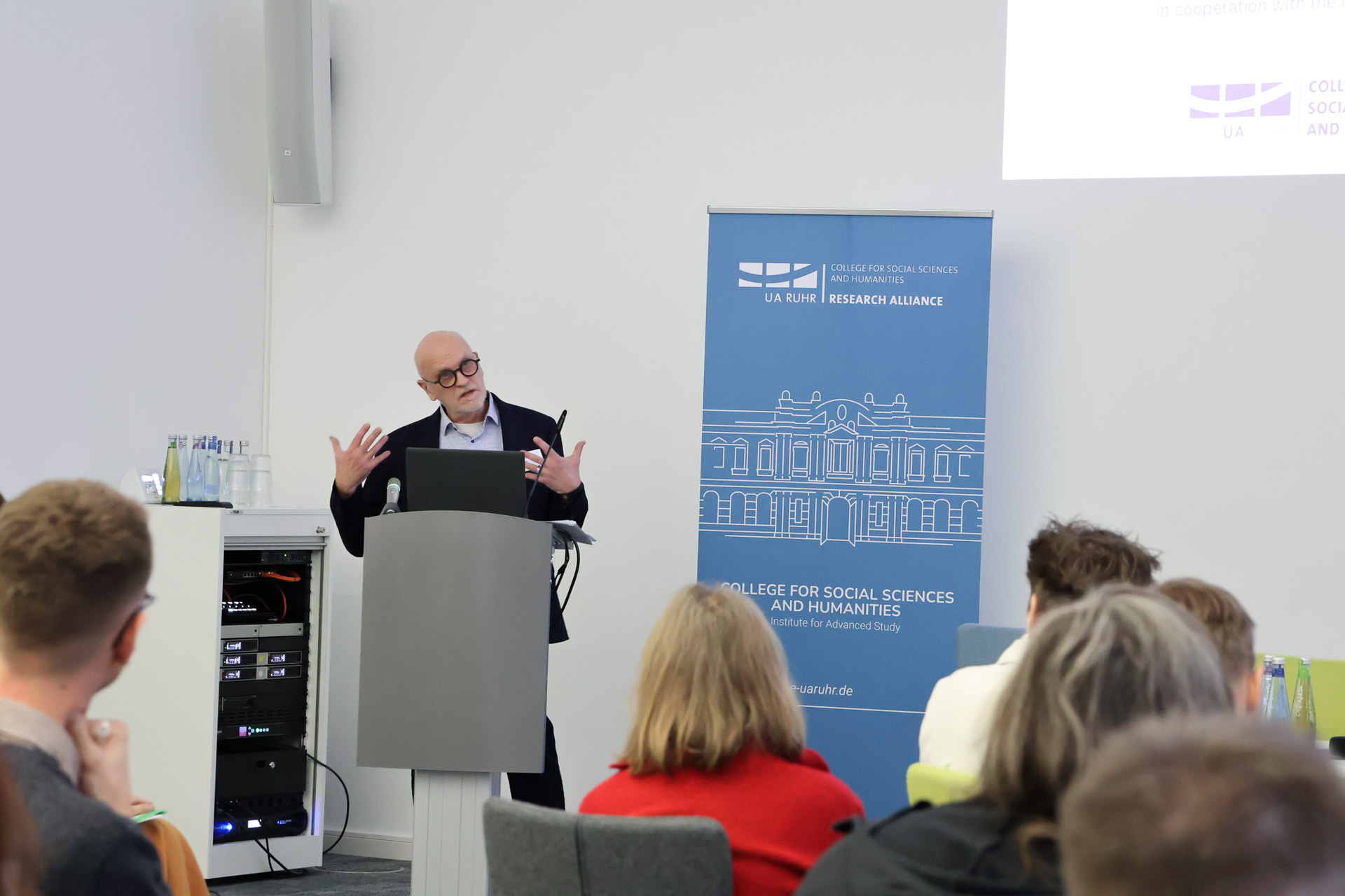 Presentation by Prof. Helmut Puff, University of Michigan, on 'Die Zeiten der Freundschaft in den Briefen Johannes von Müllers'